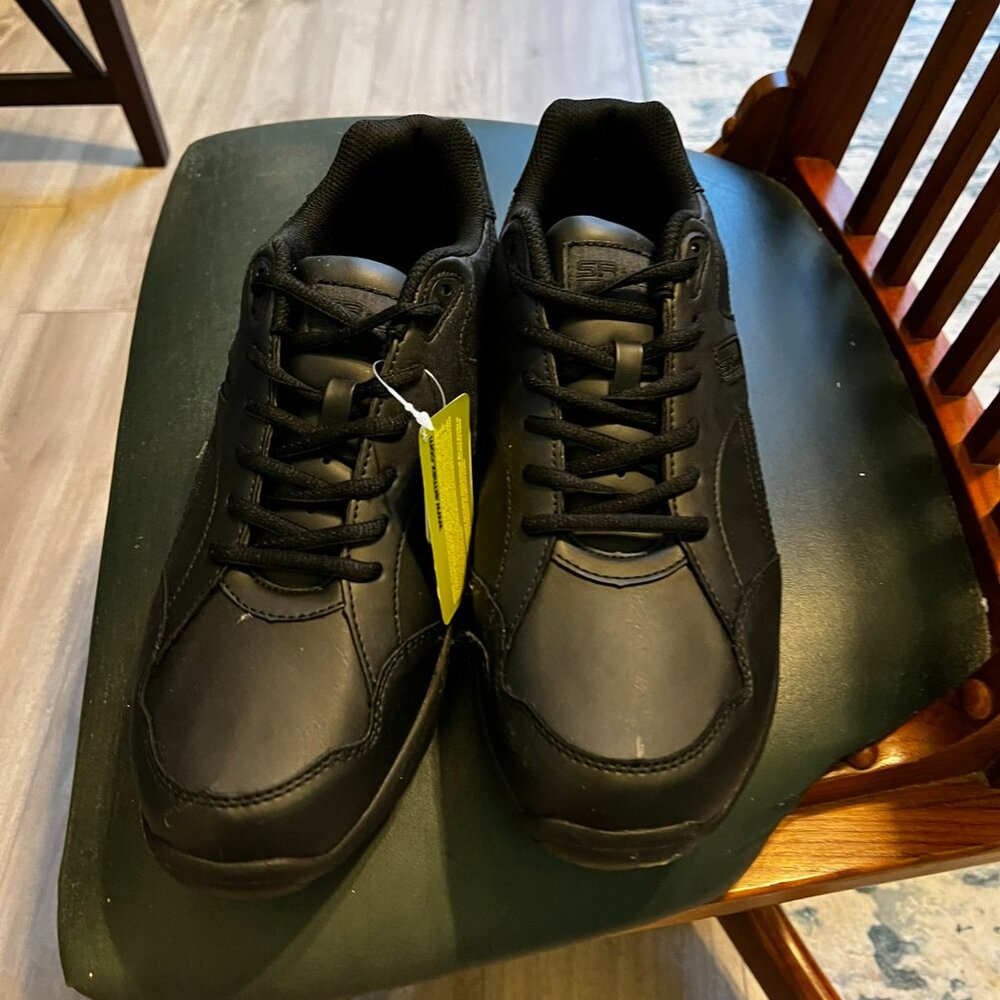 WORK Shoes Slip Resistant - Never Worn - Men's